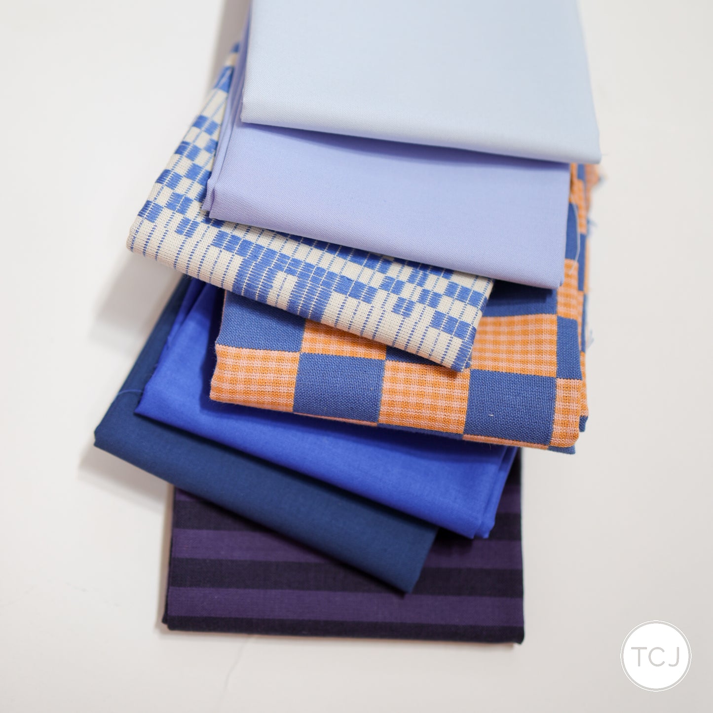 #276 - Fat Quarter - 7 pieces