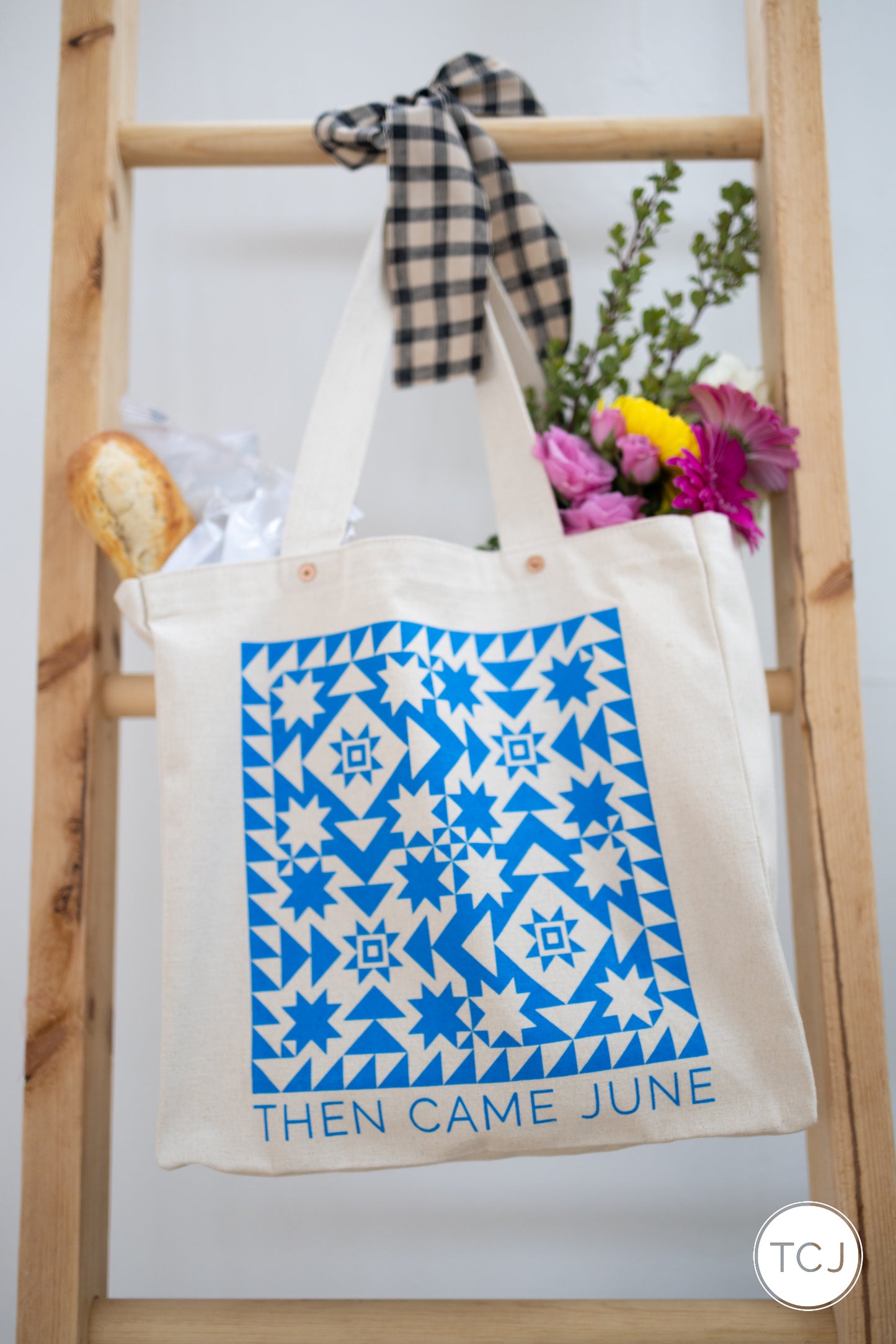 Everett Star Tote Bag