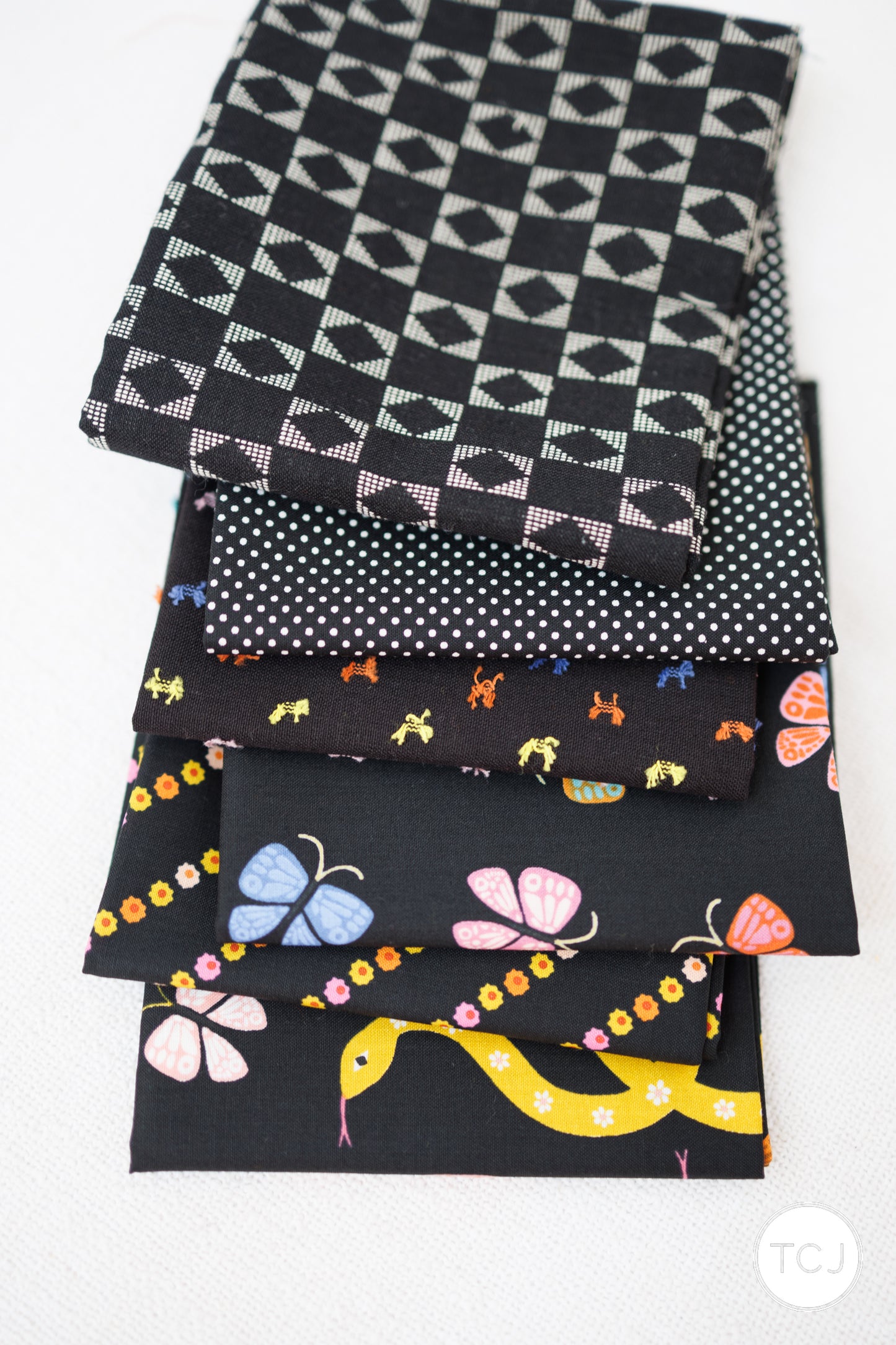 Black - 6 piece FQ Bundle