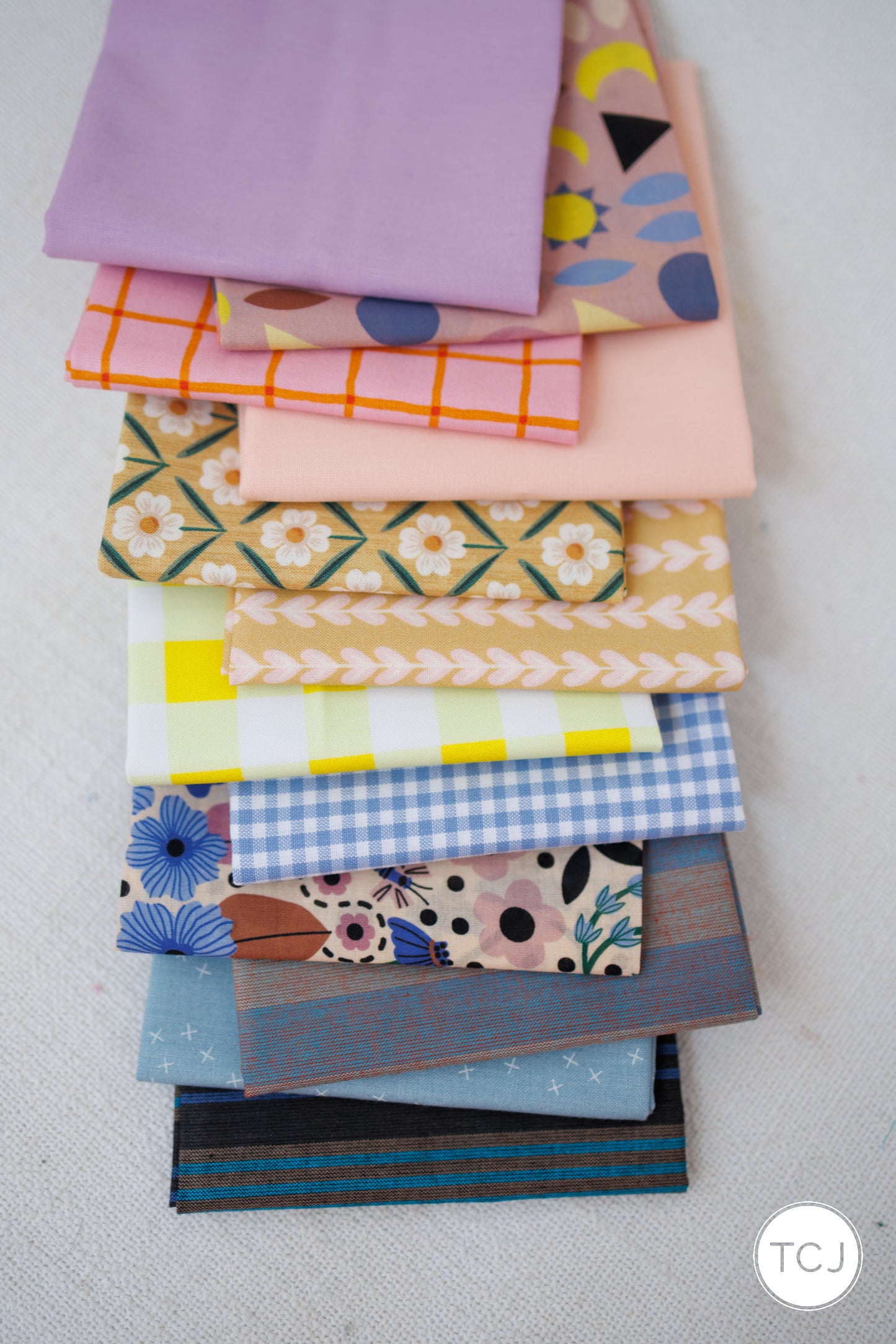 Retro Petals - 12 piece FQ Bundle
