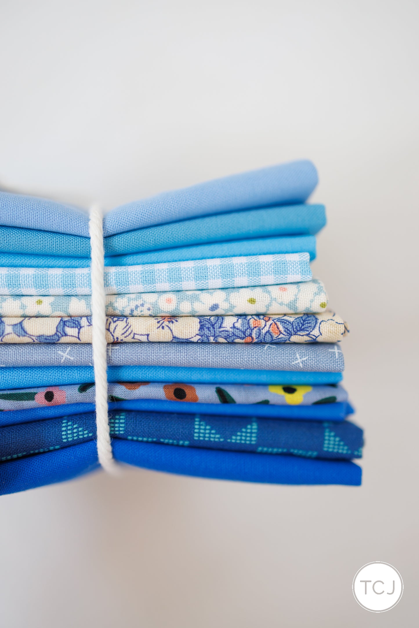 Cornflower - 12 piece FQ Bundle