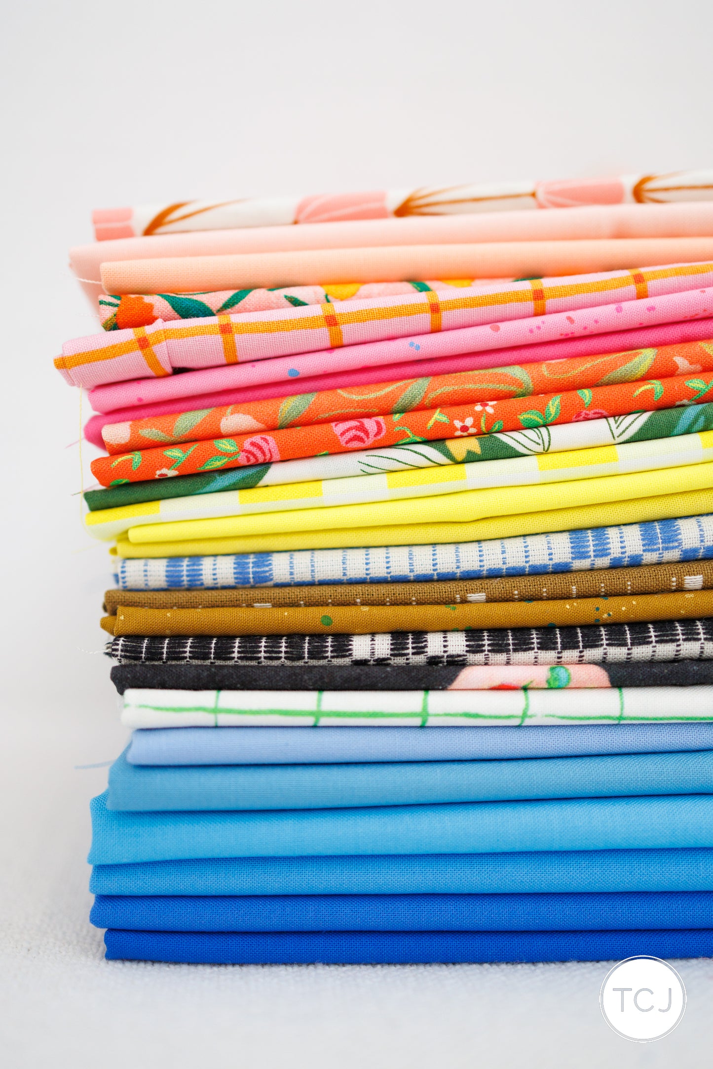 Plot Twist Quilt Kit - Poolside