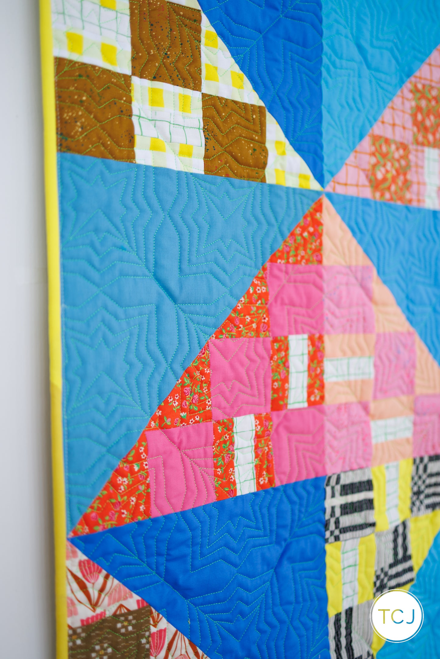 Plot Twist Quilt Kit - Poolside