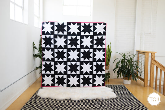 Star Adventure Quilt - Black + White