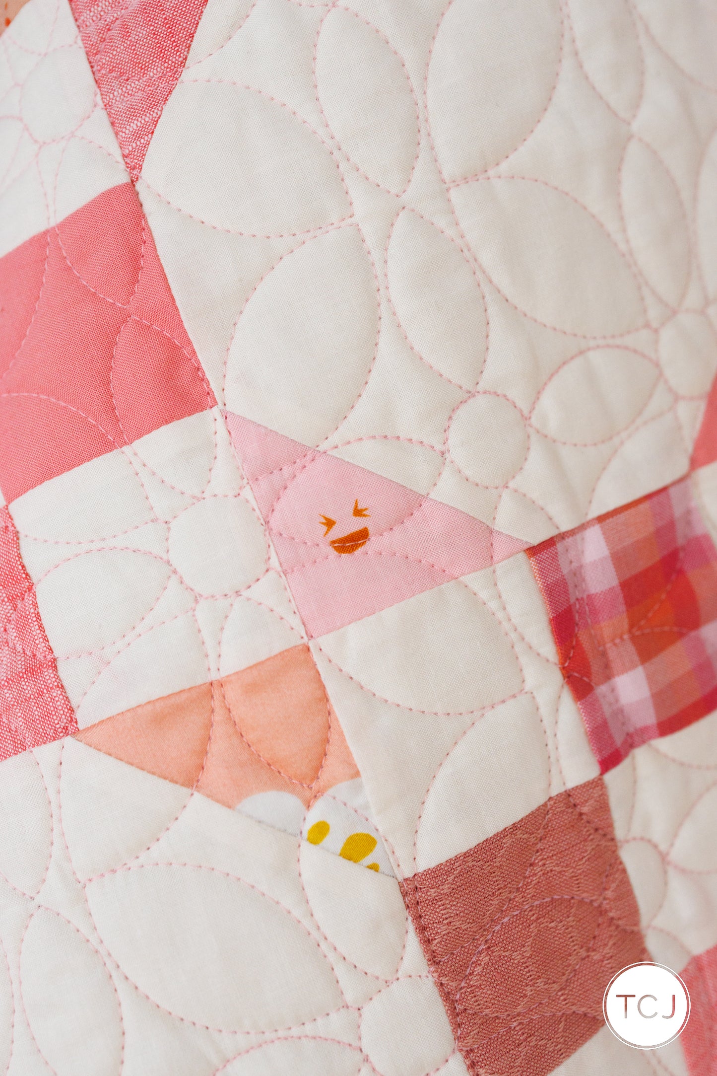 Barrett Quilt - Scrappy Peach
