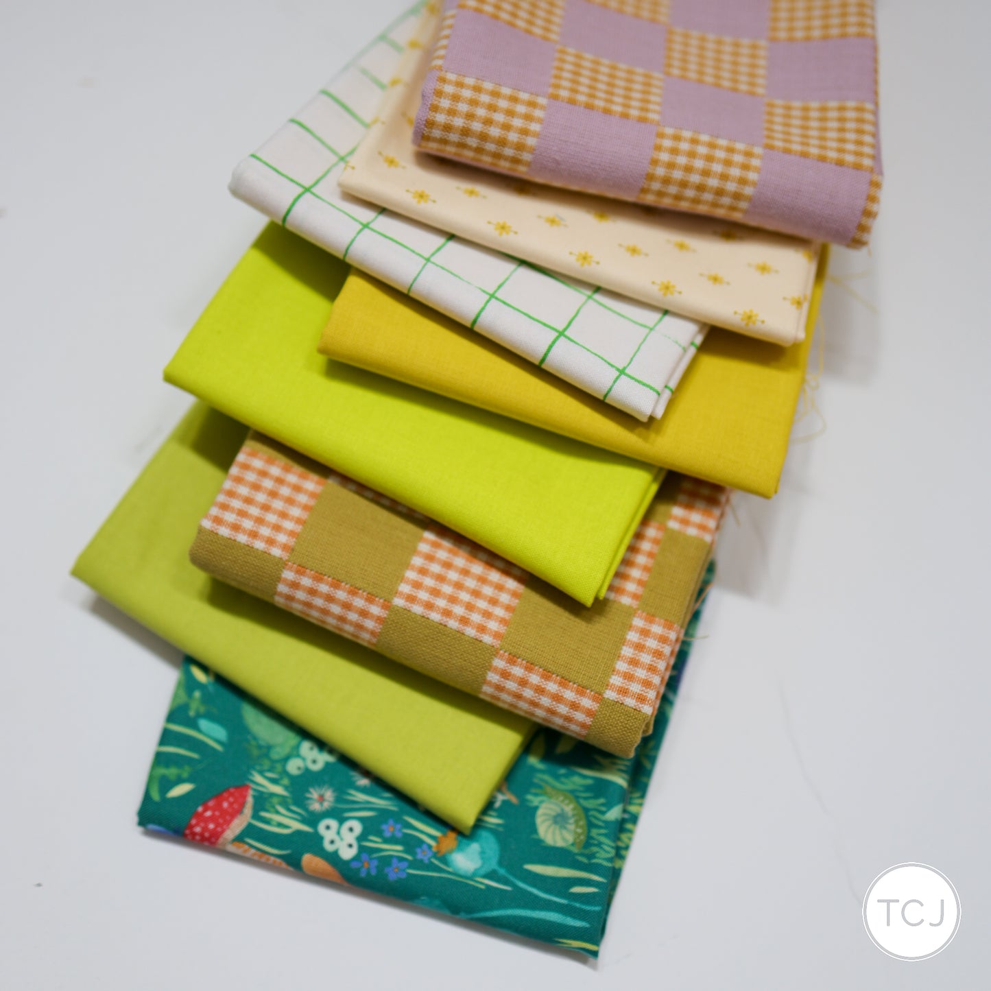 #300 - Fat Quarter - 8 pieces
