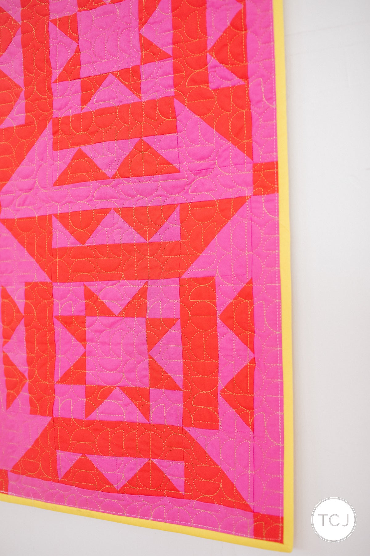 Nova Star Quilt - Kona COTY 2023